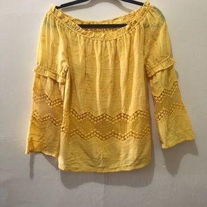 NWOT Yellow off the shoulders embroidered blouse